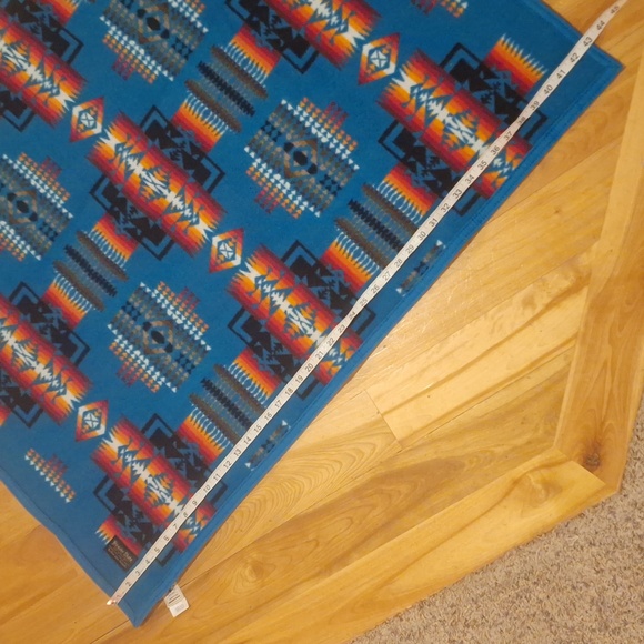 RARE Pendleton Beaver State robes and shawls Aztec wool blanket 43x32.5" - Picture 3 of 5